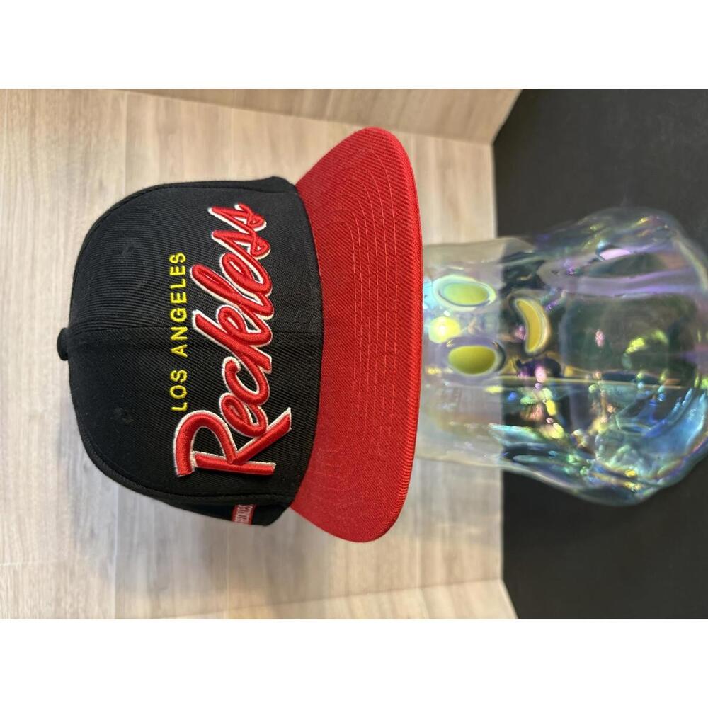 Young & Reckless Hat Los Angeles Classic Snapback Red Black